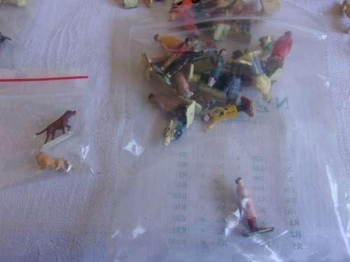 Huge lot of 76 miniature Hornby Railways people & 73 miniature Hornby Railways farm animals