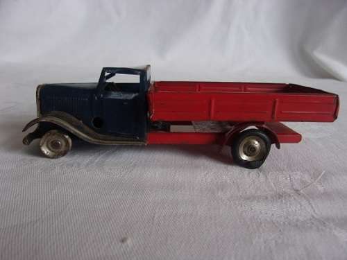 Vintage rare Tri-ang Minic tinplate friction pickup truck