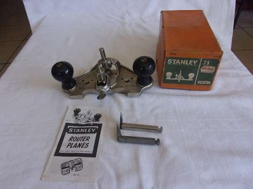Vintage Stanley Router Plane No. 71 with cutters in original box