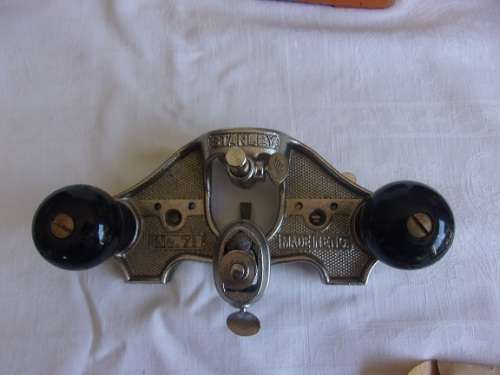 Vintage Stanley Router Plane No. 71 with cutters in original box