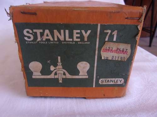 Vintage Stanley Router Plane No. 71 with cutters in original box