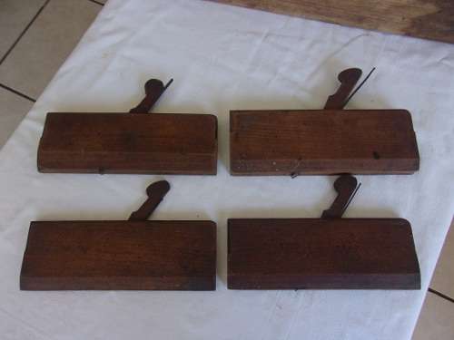 7 Antique wooden carpenters planes for 1 bid