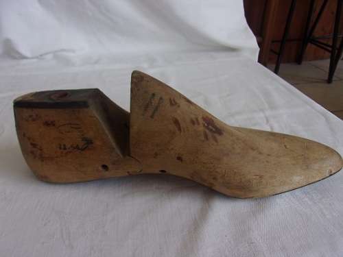 Lot of 3 vintage wooden cobbler's shoe forms for 1 bid