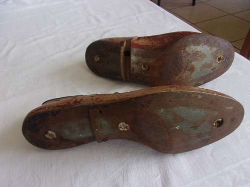 Lot of 3 vintage wooden cobbler's shoe forms for 1 bid