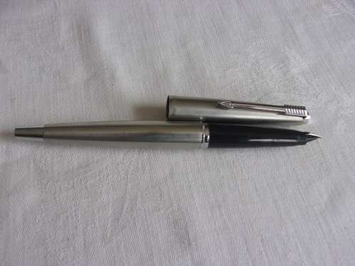 Vintage all steel Parker 45 "Flighter" fountain pen