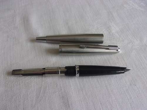 Vintage all steel Parker 45 "Flighter" fountain pen