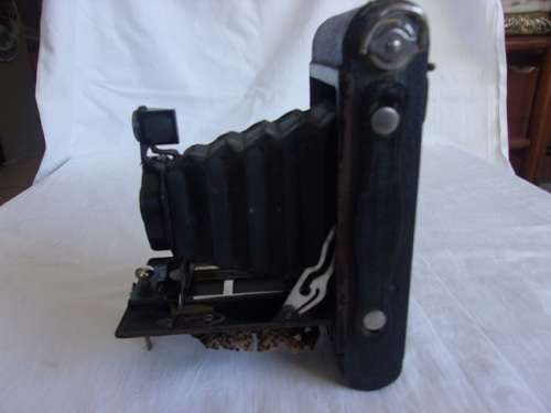 Vintage Eastman Kodak Company No. 2 Folding Autographic Brownie camera