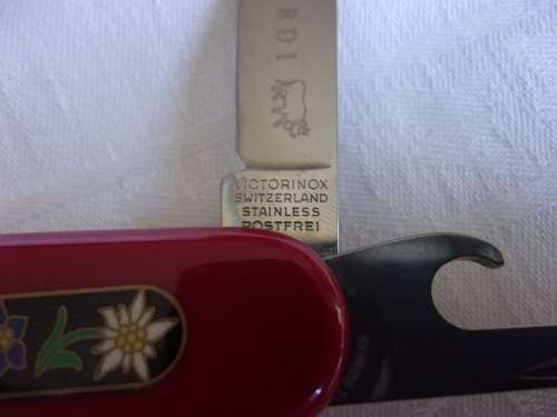 Limited edition Michel Jordi Victorinox Officier Suisse Ethno Knife & leather pouch