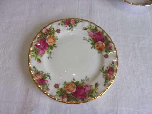 Vintage Royal Albert Old Country Roses tea trio