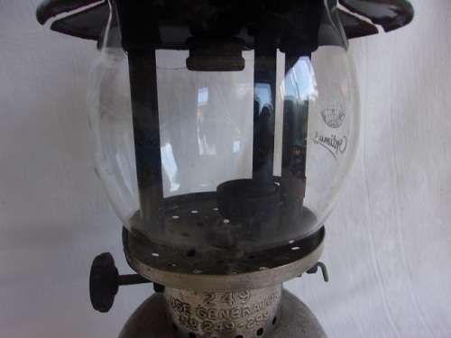 1951 Coleman no. 249 kerosene pressure lamp - made in Canada