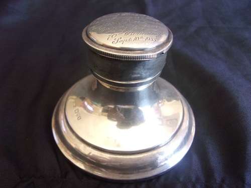 Vintage Sterling silver capstan shaped inkwell with a clock in the lid