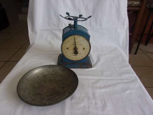 Antique Hughes' Family Scale No. 48 - British made