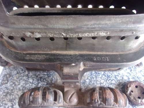 Vintage John Harper and Co. Beatrice No. 29 single wick stove