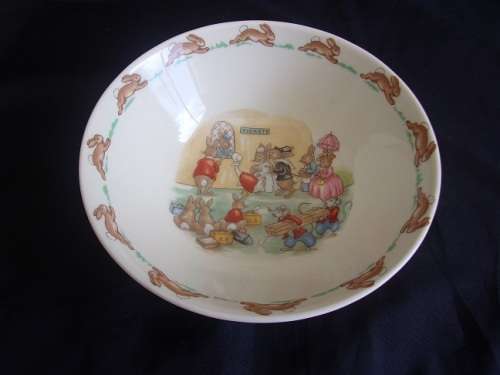 Vintage Royal Doulton Bunnykins 3 item breakfast set