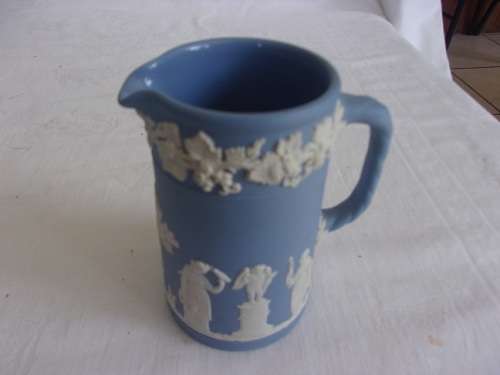 Lot of 6 vintage blue Wedgwood Jasperware items for 1 bid