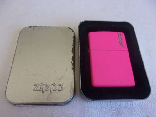 Collection of 4 vintage Zippo lighters for 1 bid - bargain buy
