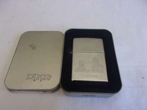 Collection of 4 vintage Zippo lighters for 1 bid - bargain buy