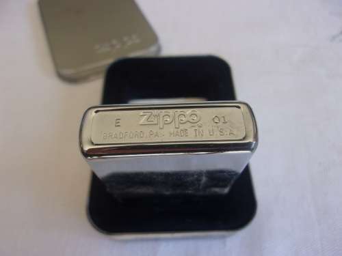 Collection of 4 vintage Zippo lighters for 1 bid - bargain buy