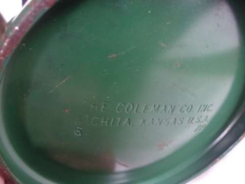 Vintage Coleman Model 201 pressure lantern