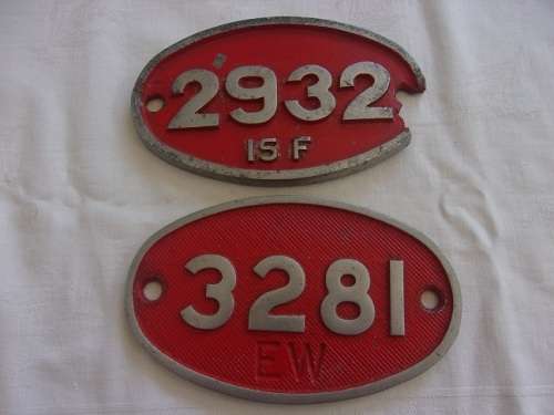 2 Small vintage aluminium SAR train plates for 1 bid