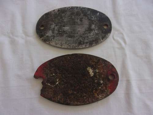2 Small vintage aluminium SAR train plates for 1 bid