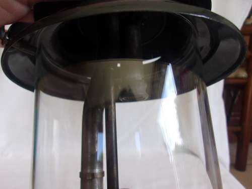 Vintage Coleman Model 214A700 pressure lantern