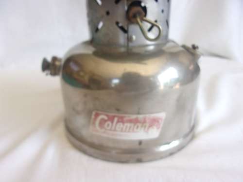Vintage Coleman Model 237A pressure lantern - made in Canada