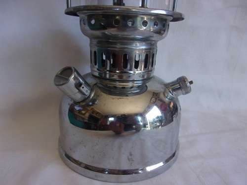 Vintage Stenly pressure lantern - made in Hong Kong