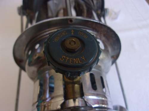 Vintage Stenly pressure lantern - made in Hong Kong