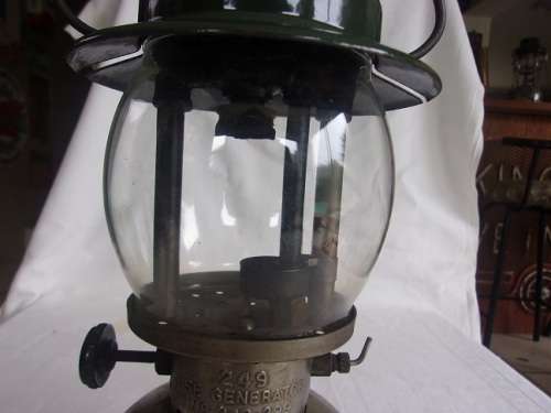 Vintage Coleman Model 249 pressure lantern - made in Canada