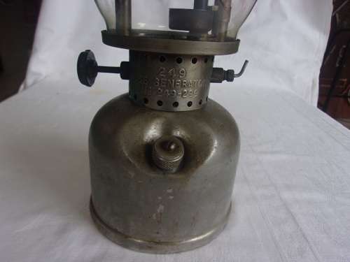 Vintage Coleman Model 249 pressure lantern - made in Canada