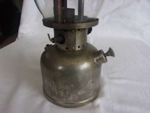 Vintage Coleman Model 249 pressure lantern - made in Canada