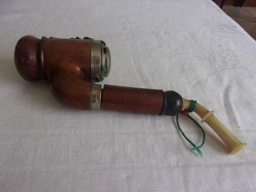 Vintage Czechoslovakian Bruyere Garanti (Genuine Briar) smoking pipe - unused