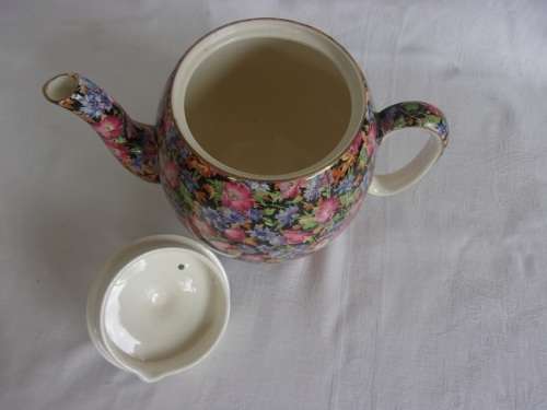 Vintage Royal Winton Chinz `Majestic` pattern tea set