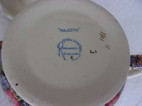 Vintage Royal Winton Chinz `Majestic` pattern tea set