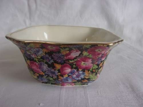 Vintage Royal Winton Chinz `Majestic` pattern tea set