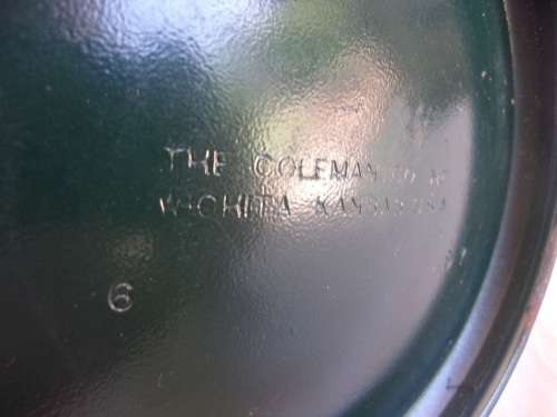 Vintage Coleman Model 214A700 pressure lantern - great condition