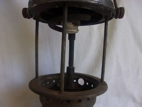 Vintage Hipolito 250 pressure lantern for restoration or parts
