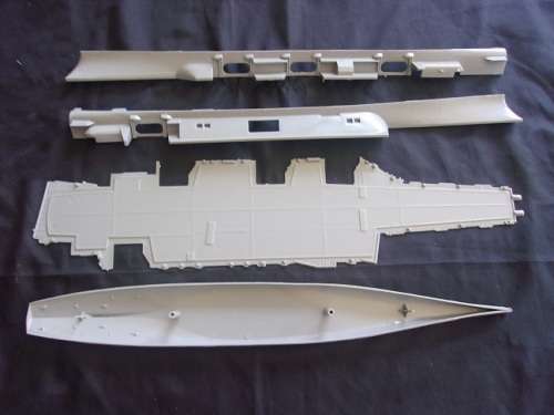 Revell 1:720 scale USS Enterprise model ship kit `The Hunt for Red October` - 4008