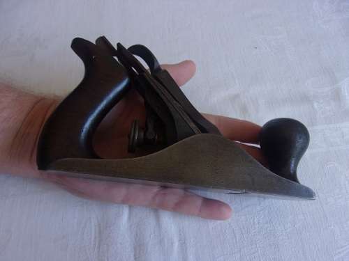 Vintage Stanley No. 2 Sweetheart smoothing plane - cheek chipped