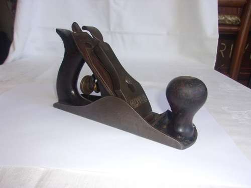 Vintage Stanley No. 2 Sweetheart smoothing plane - cheek chipped