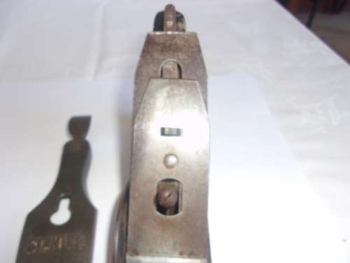 Vintage Stanley No. 2 Sweetheart smoothing plane - cheek chipped