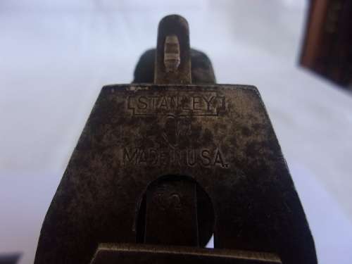 Vintage Stanley No. 2 Sweetheart smoothing plane - cheek chipped