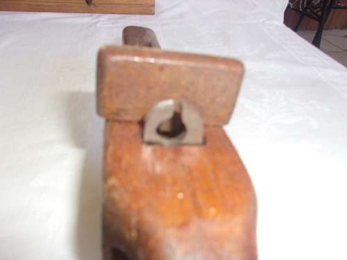 2 Antique wooden spokeshave & 2 edging planes for 1 bid
