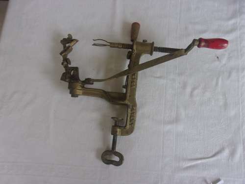 Vintage Triumpf Pefra peach peeler