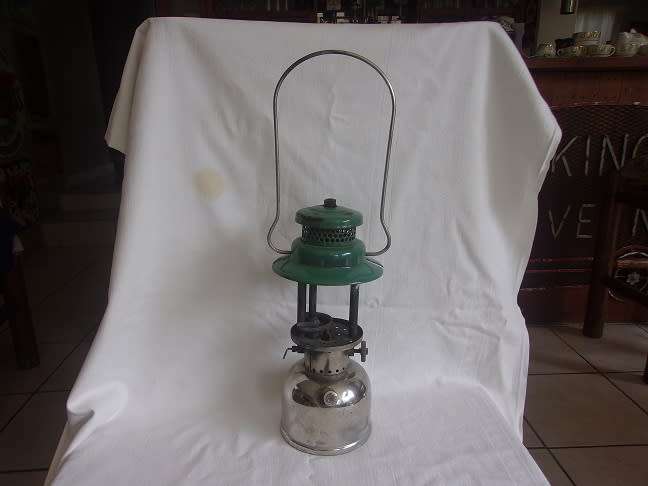 Vintage Coleman No. 249 `Scout` pressure lantern for restoration - made in Canada