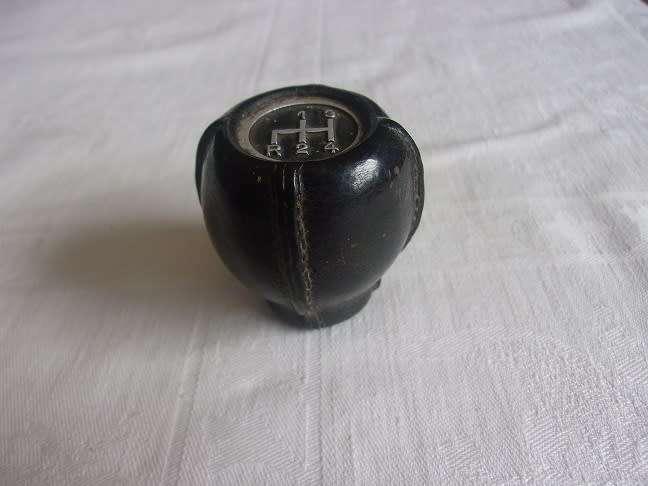 Vintage sports steering wheel & leather gear shift knob for 1 bid