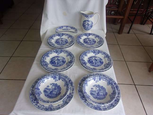 Vintage Copeland Spode blue `Byron` part dinner service