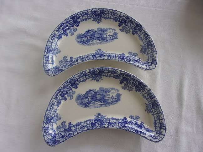 Vintage Copeland Spode blue `Byron` part dinner service