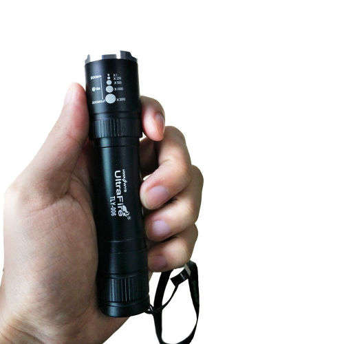 UltrafirFREE SHIPPING 5000Lumens XML T6 LED Zoomable Flashlight Tactical Torch Lamp Light